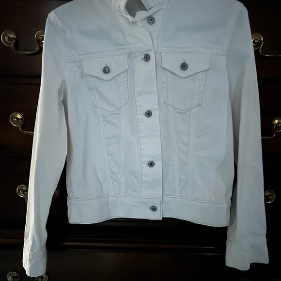 GAP WHITE DENIM JACKET - Picture 2 of 9